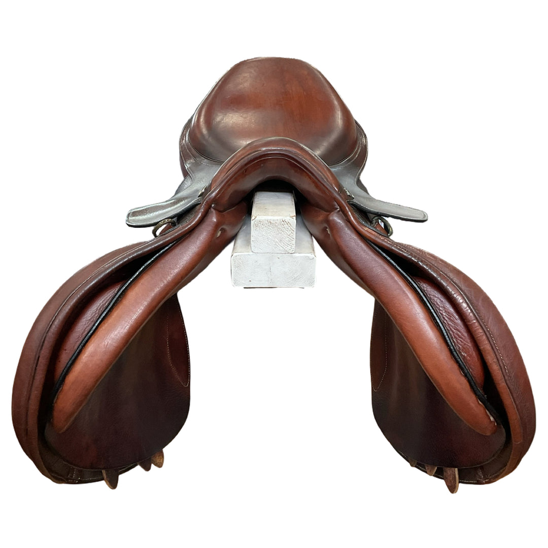 17.5" Ovation Ruiz Diaz Wide Used Hunter/Jumper Saddle