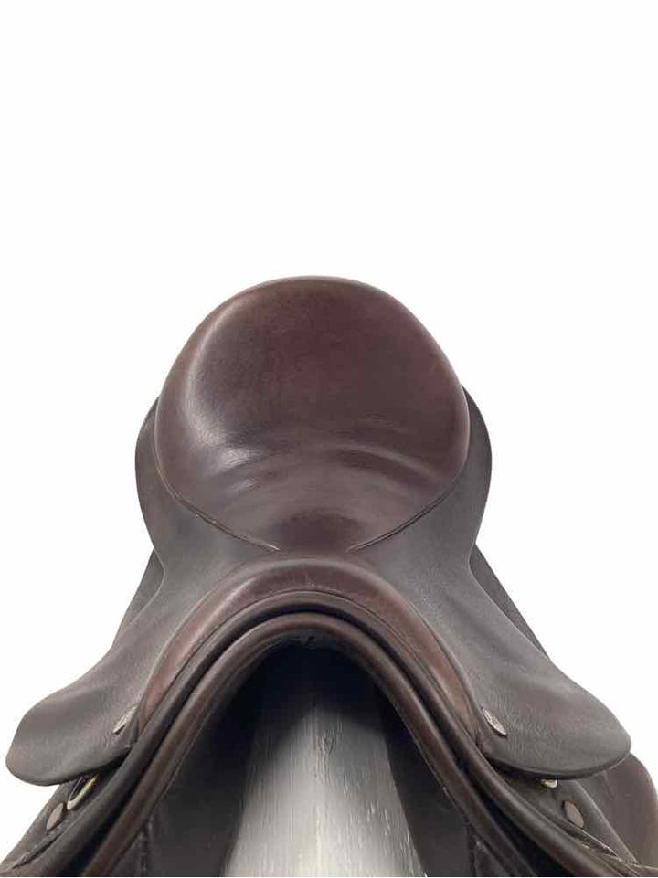 18.5" Black country Quantum used close contact saddle