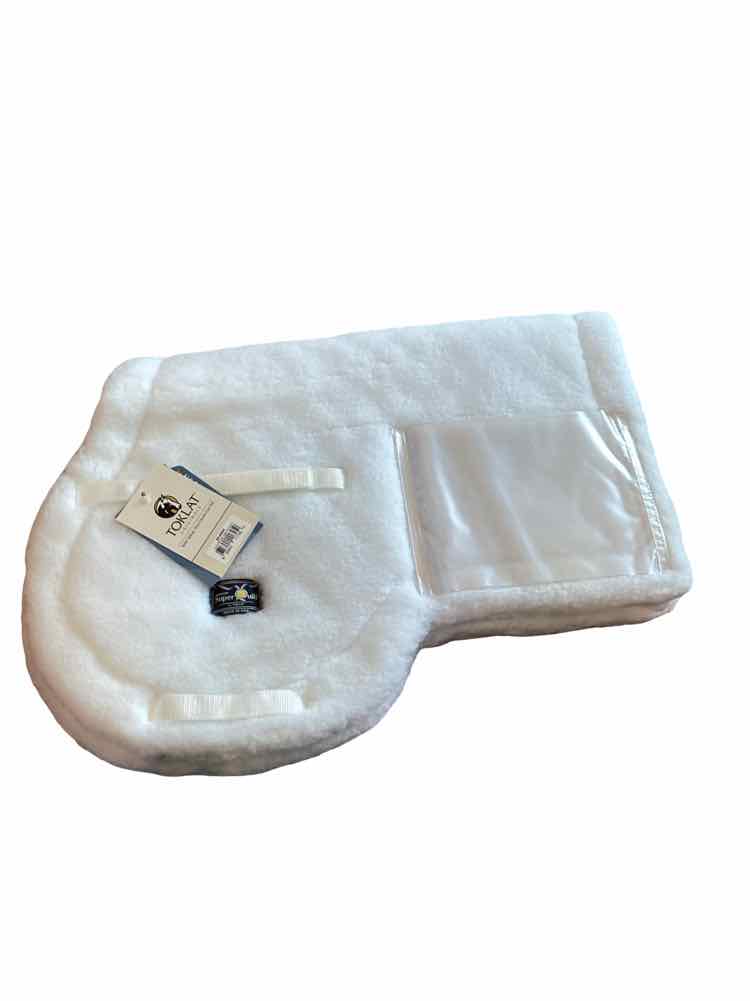 MEDALLION SHOW PAD 17" with number pockets