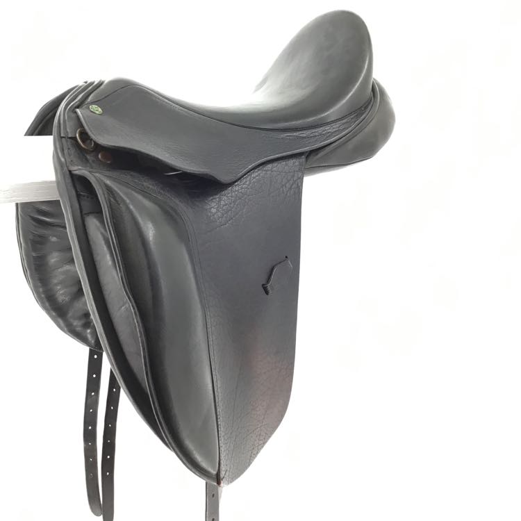 17" HDR used dressage saddle B