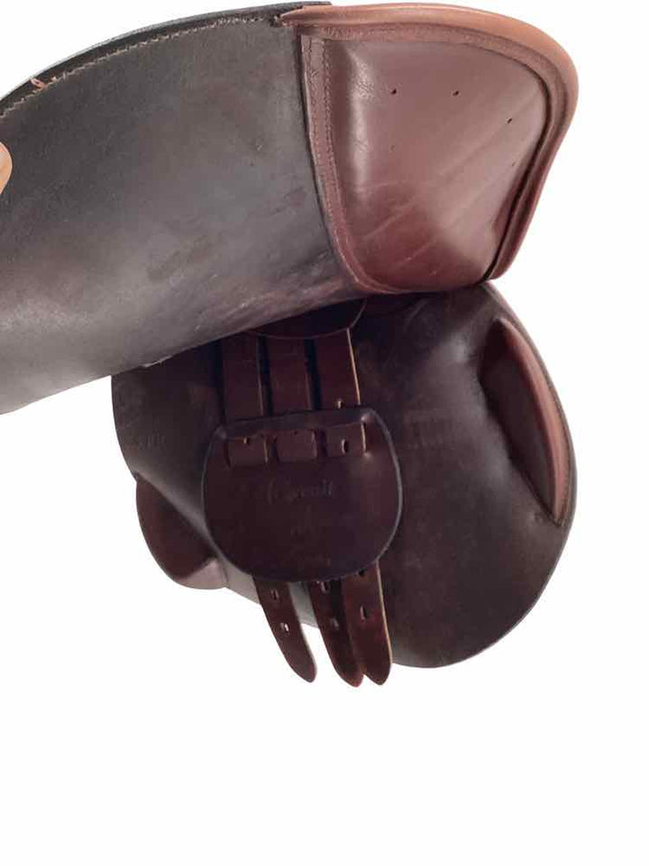 17" Dover used close contact saddle B