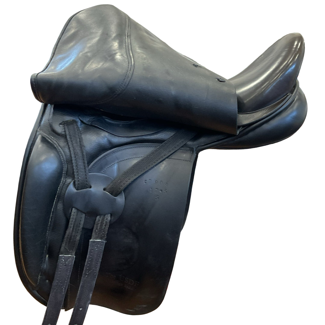 17.5" Cliff Barnsby The USDF Wide Used Dressage Saddle