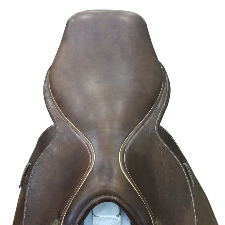 18" No Brand Med/Narrow Used Hunter/Jumper Saddle - H