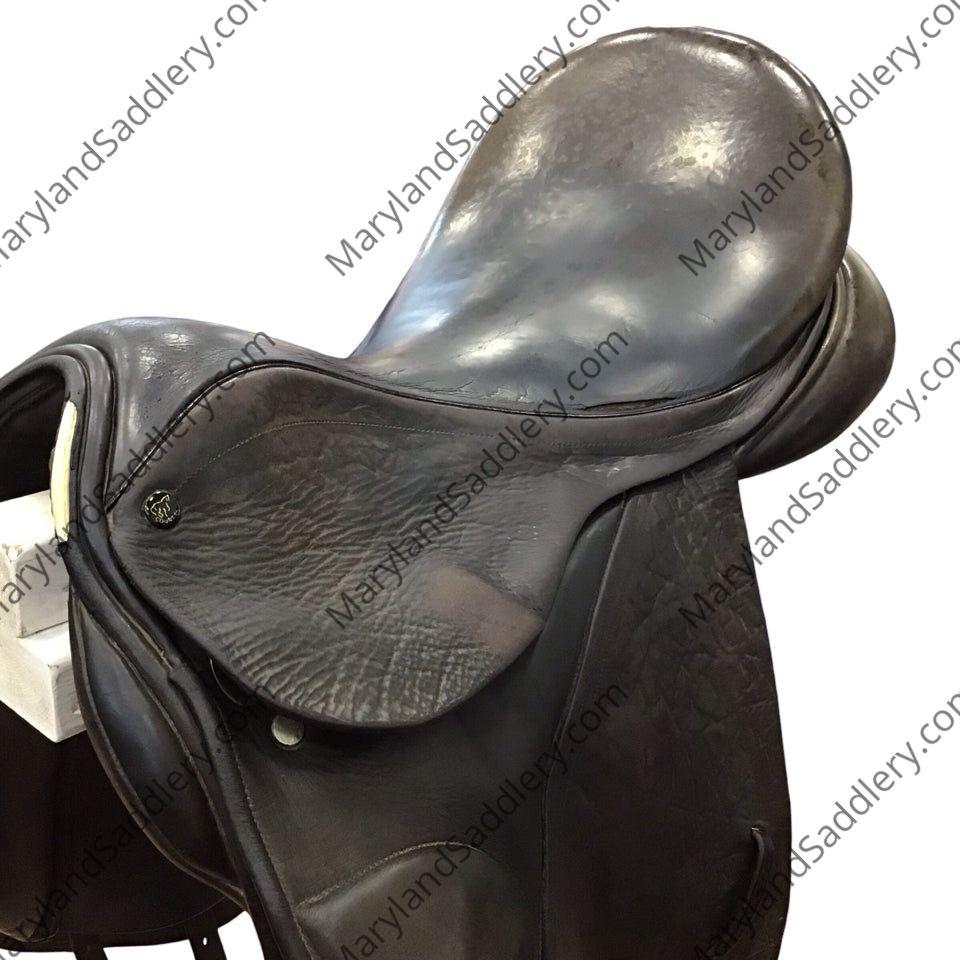 17.5" County Connection Narrow Used Dressage Saddle - H