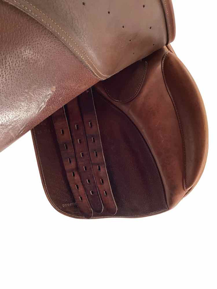 HDR Rivella wide tree wool flocked forward flap jumping saddle