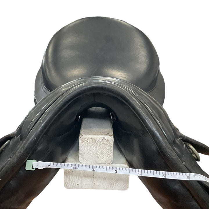 17" Karl Niedersuss Medium Used Dressage Saddle - H