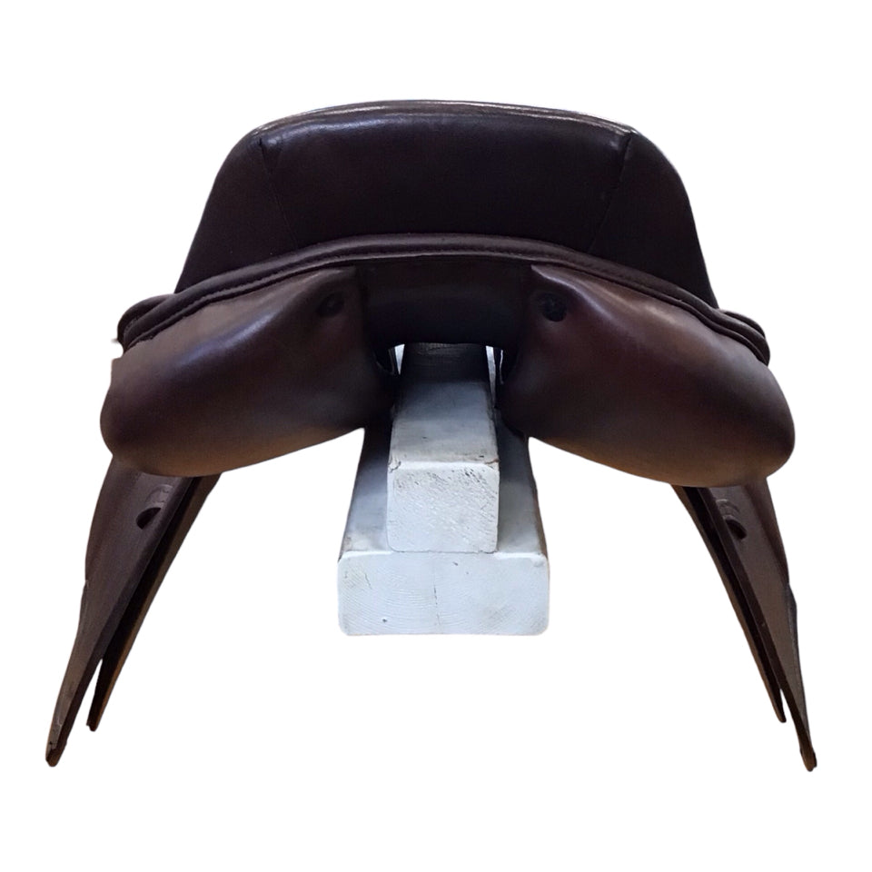 15.75" M. Toulouse Marcello Jr Medium Demo Childs Hunter/Jumper Saddle - H