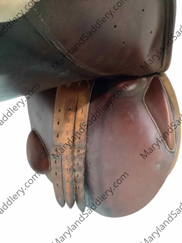 17.5" Luc Childrec used close contact saddle B