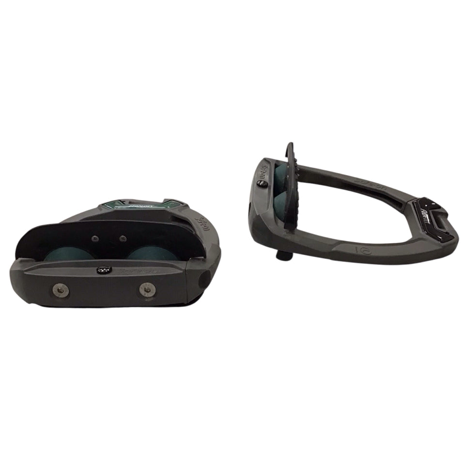 Flex-On Safe'On Inclined Ultra-Grip Safety Stirrup Used - H