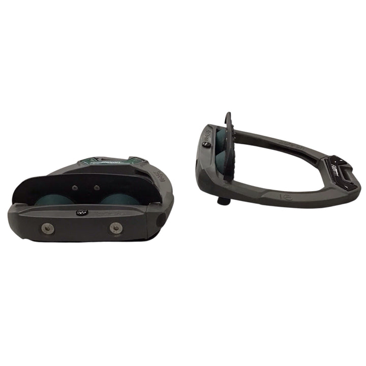 Flex-On Safe'On Inclined Ultra-Grip Safety Stirrup Used - H