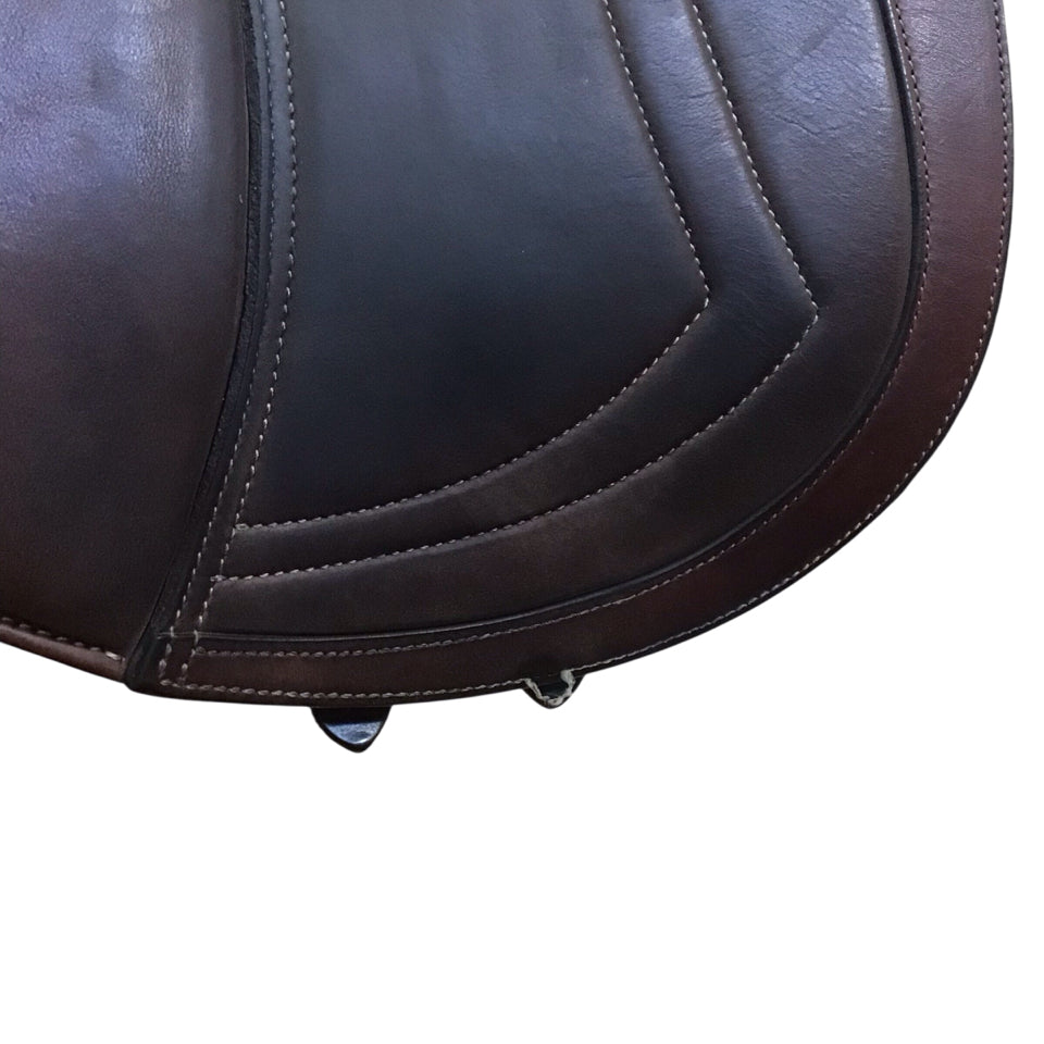 17.5" Dover Circuit Premier Medium Used Hunter/Jumper Saddle - H