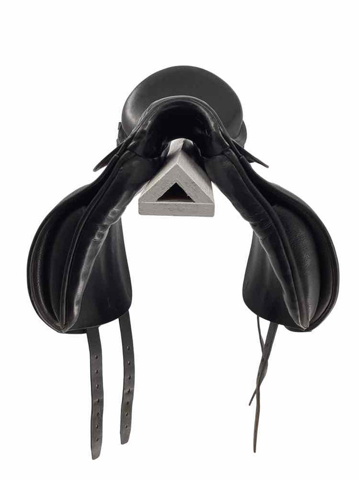 15.5" Lemetex used dressage saddle