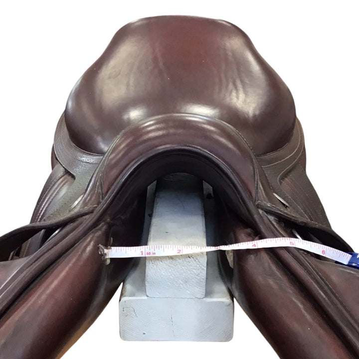 17.5" CWD SE09 Medium Used Hunter/Jumper Saddle - H
