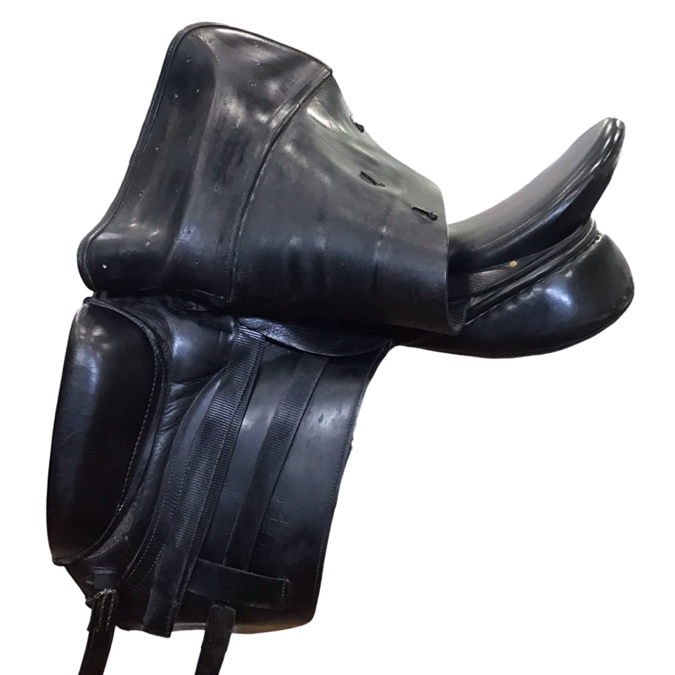 18" Albion SLK Wide Used Dressage Saddle - H