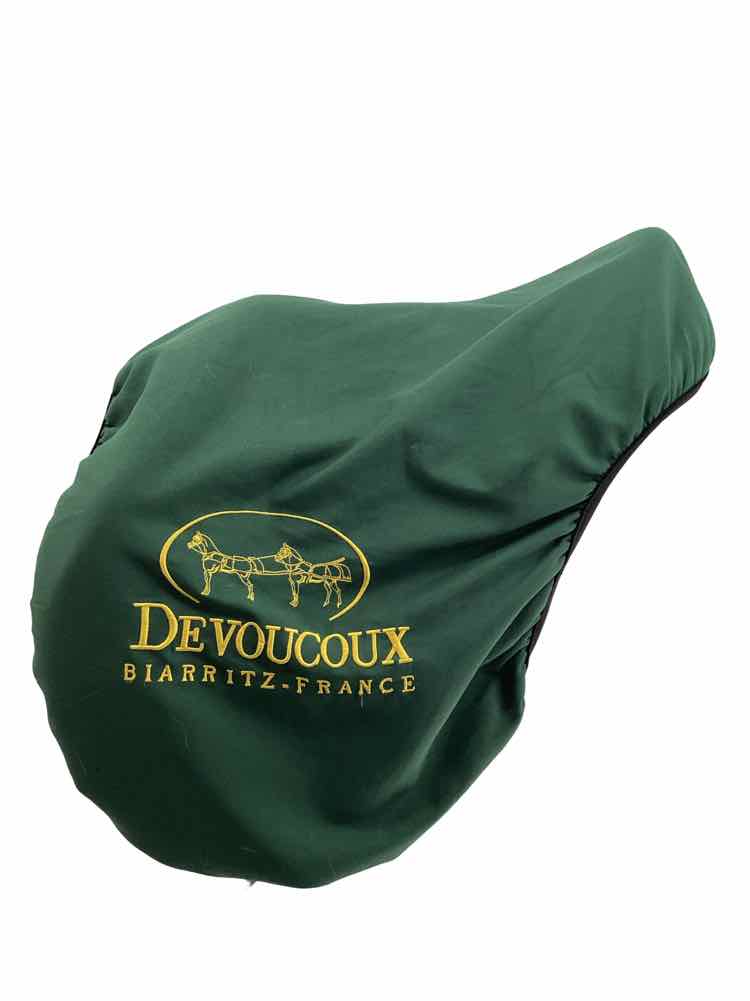17.5" Devoucoux used monoflap jumping saddle B has cover