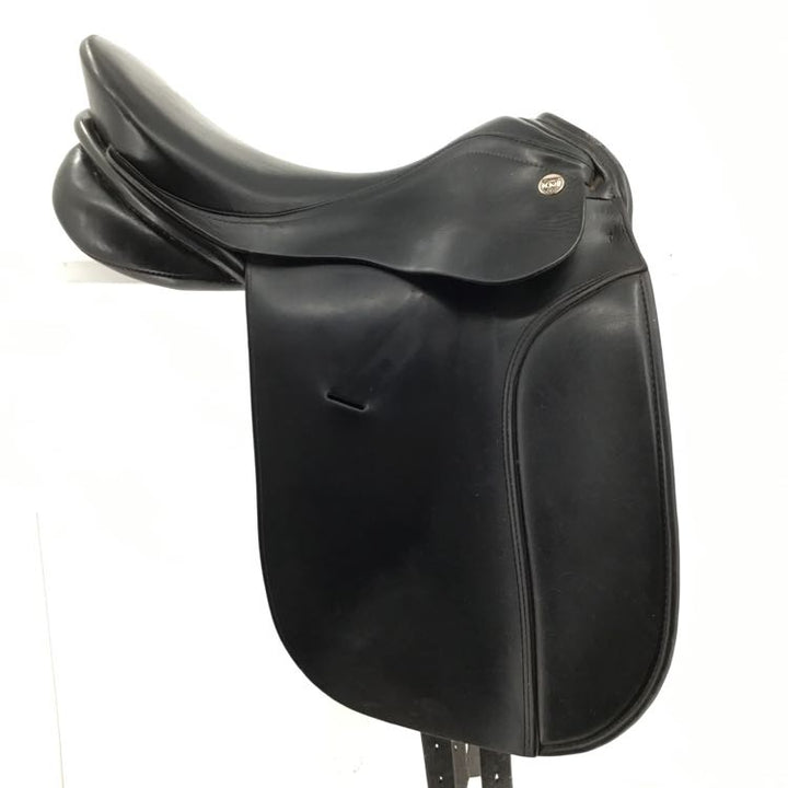 17' Karl Niedersuss used dressage saddle B