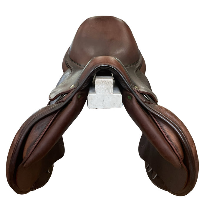 17.5" Devoucoux Socoa Medium Used Hunter/Jumper Saddle