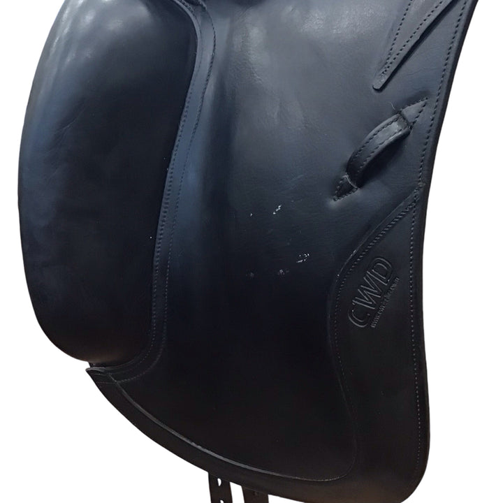 17.5" CWD SE08 Medium Used Dressage Saddle - H