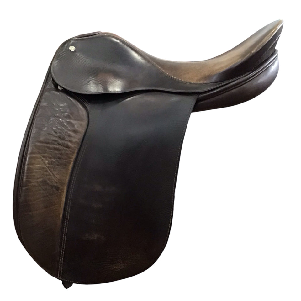 17" Thoroughbred Saddlery Wide Used Dressage Saddle - H