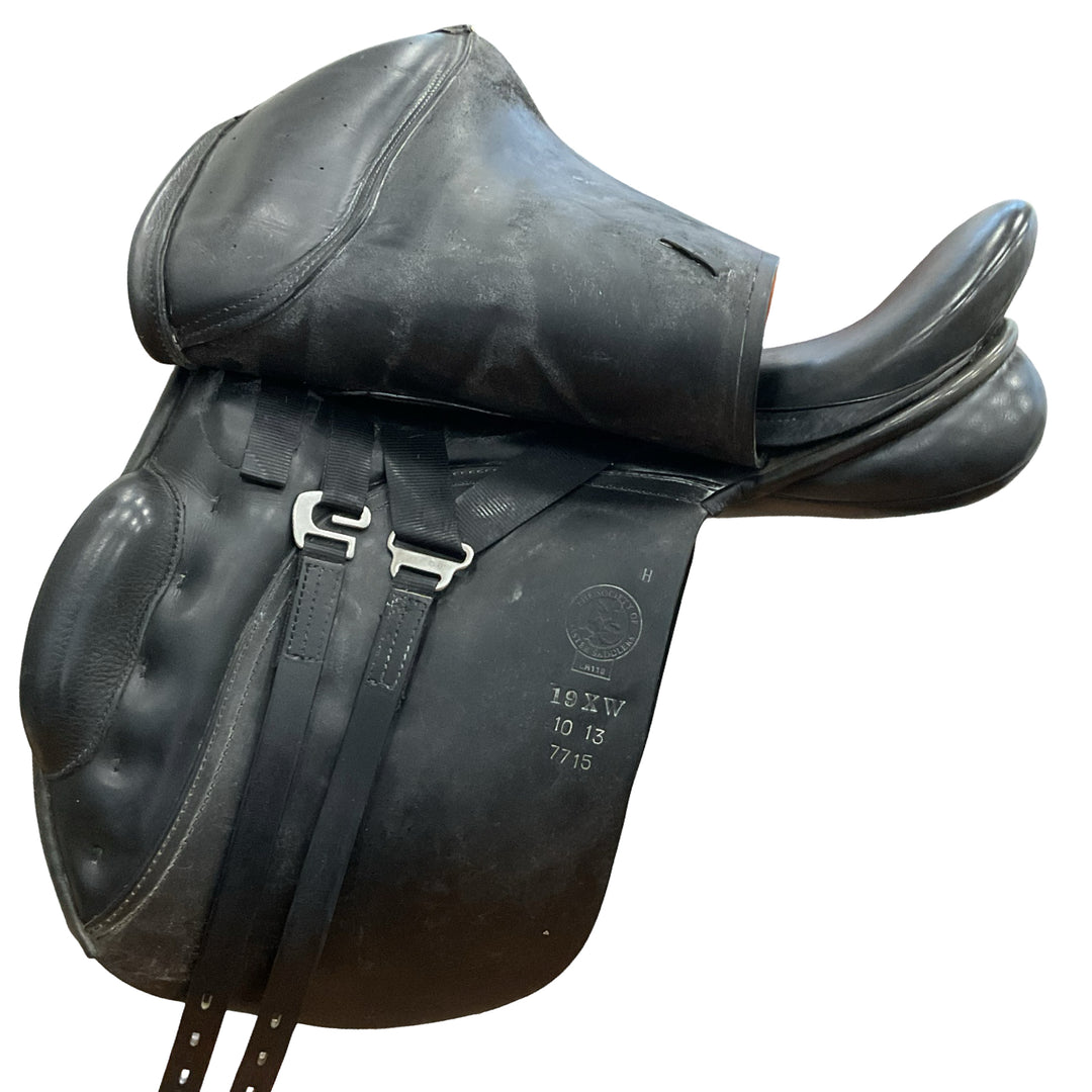 19" Lovatt & Ricketts Solstice X-Wide Hoop Used All Purpose Saddle