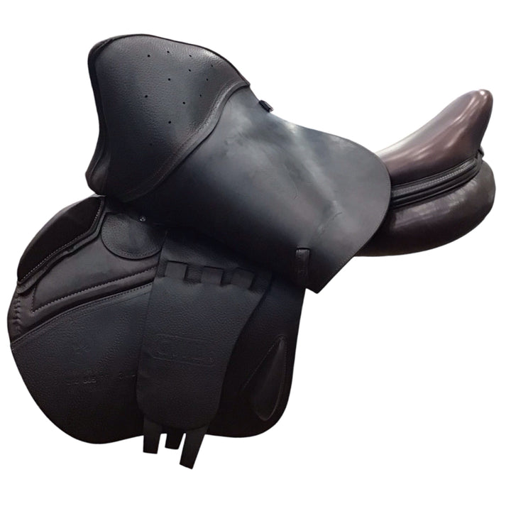 18" CWD SE02 Medium Used Hunter/Jumper Saddle - H