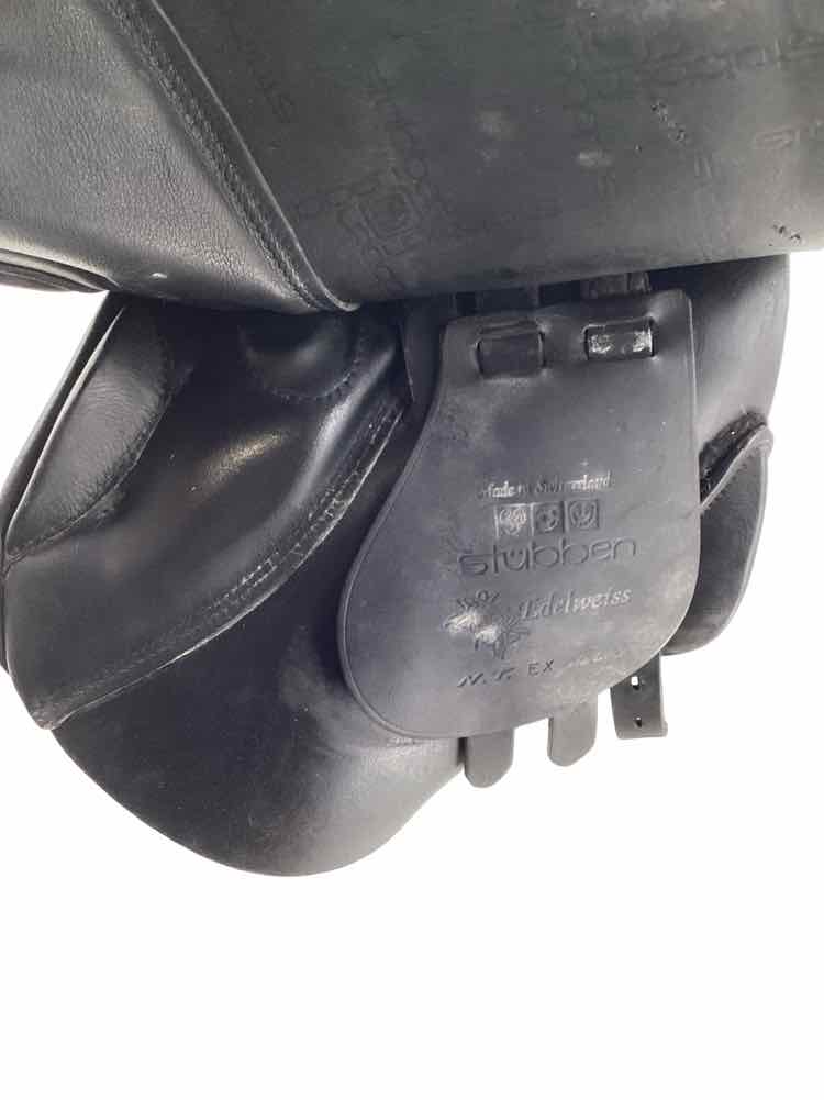 17" Stubben used close contact saddle B has cover