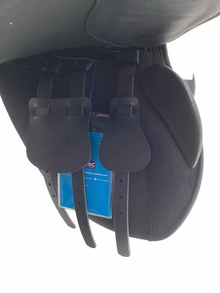 18" Wintec 500 used all purpose saddle