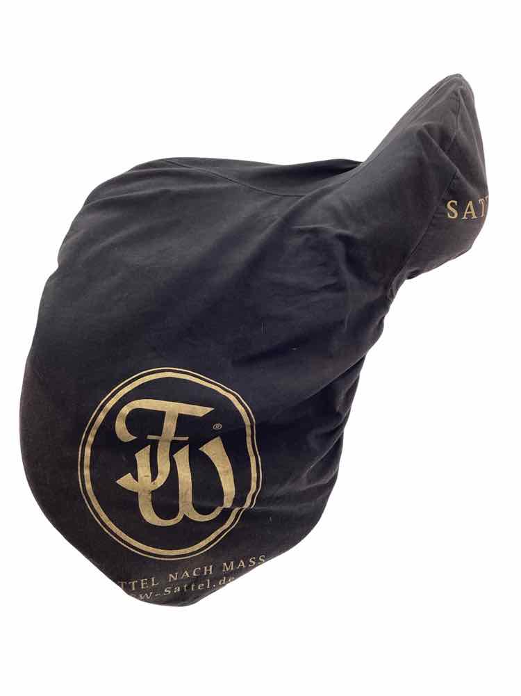 18" FerdiWeischnberg used dressage saddle B