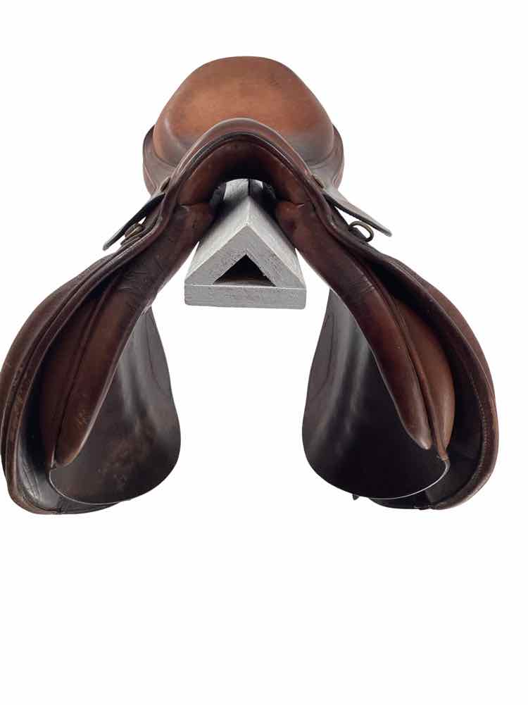 17.5" Circuit used close contact saddle