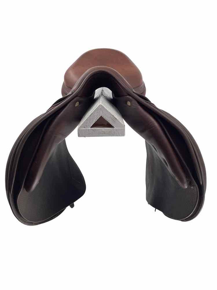 17" Antares evolution used close contact saddle