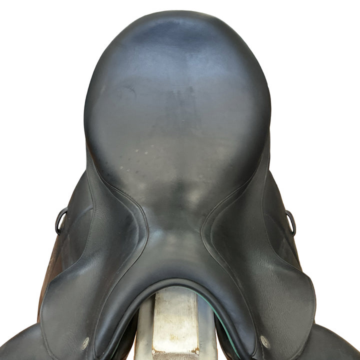17" Voltaire Adelaide Medium Used Dressage Saddle