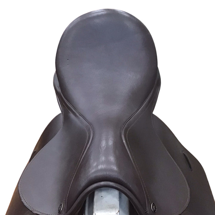 18" EquiRoyal Regency Event Winner Narrow Like New All Purpose Saddle - H
