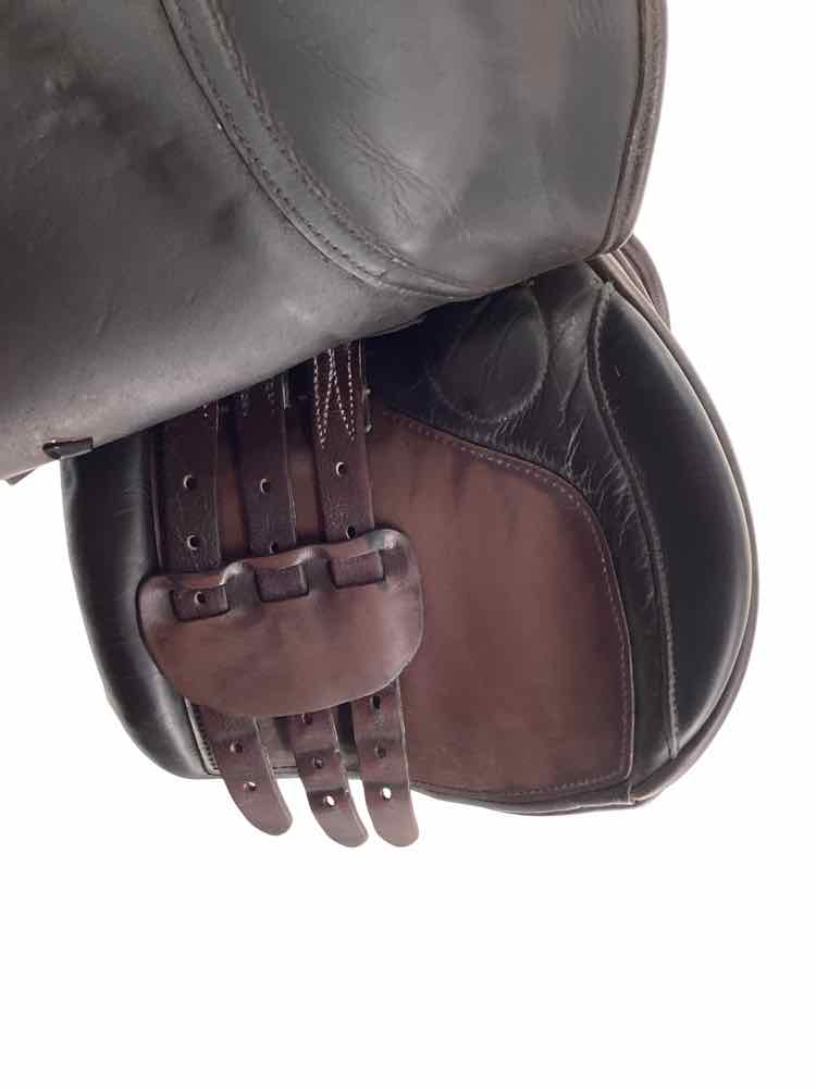 18" Berney Bros used close contact wool flocked saddle