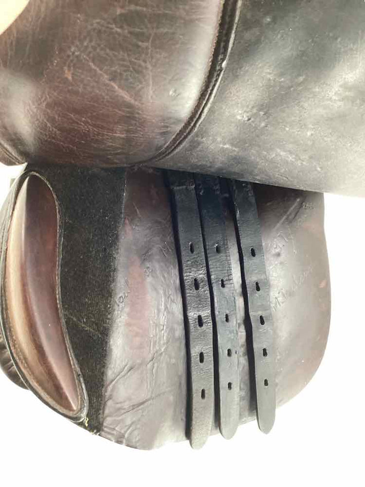 17" M Toulouse used close contact saddle