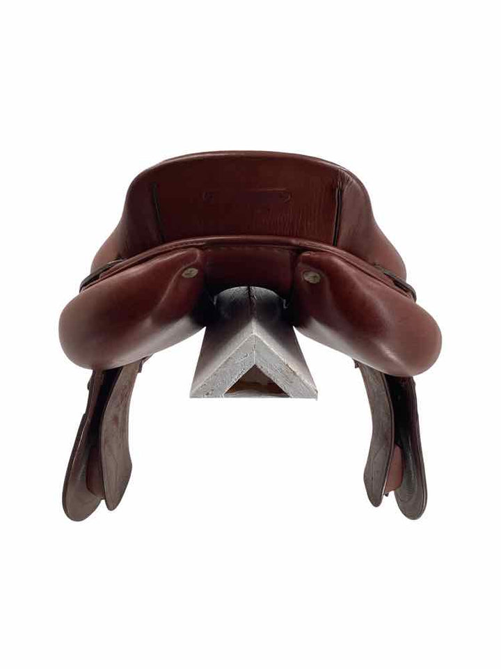 18" CWD SEO2 used close contact saddle B