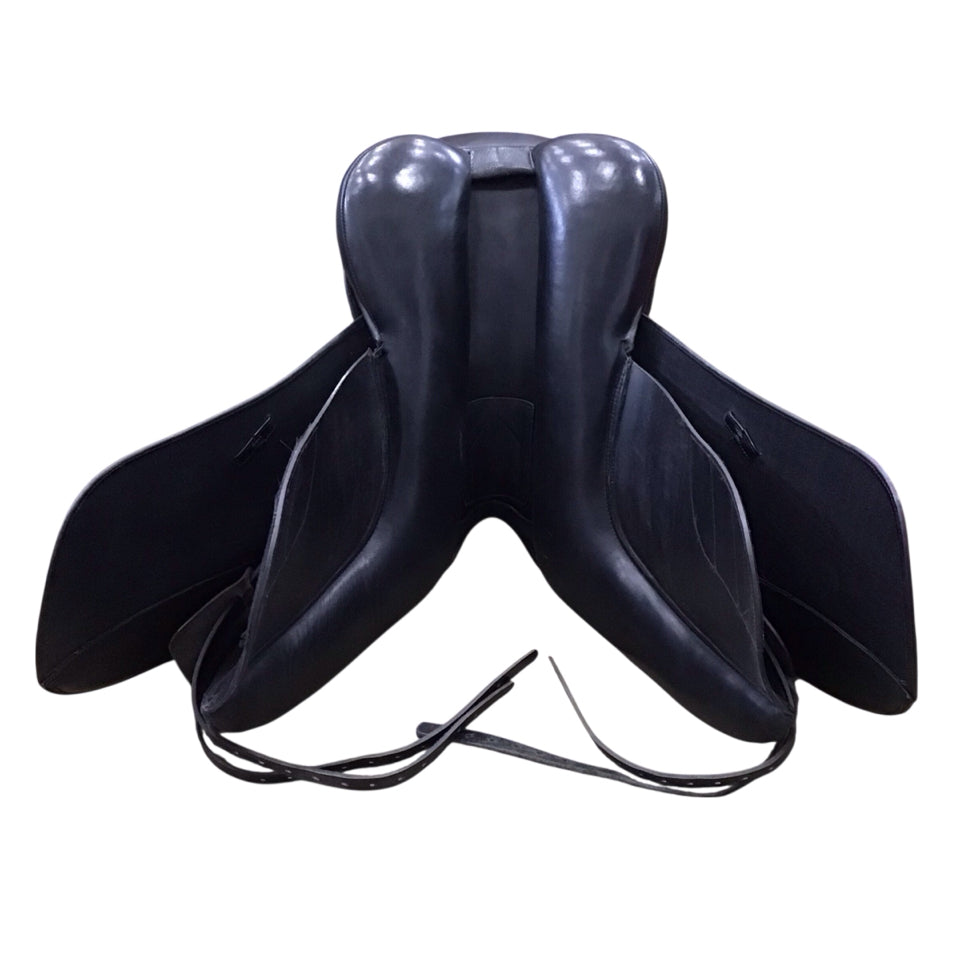 17.5" M. Toulouse Aachen Adjustable Used Dressage Saddle - H
