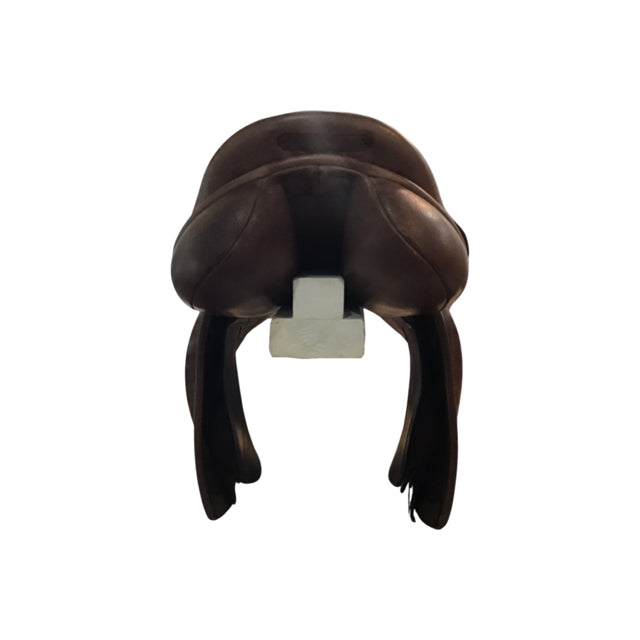17.5" County Innovation Medium Used Close Contact Saddle