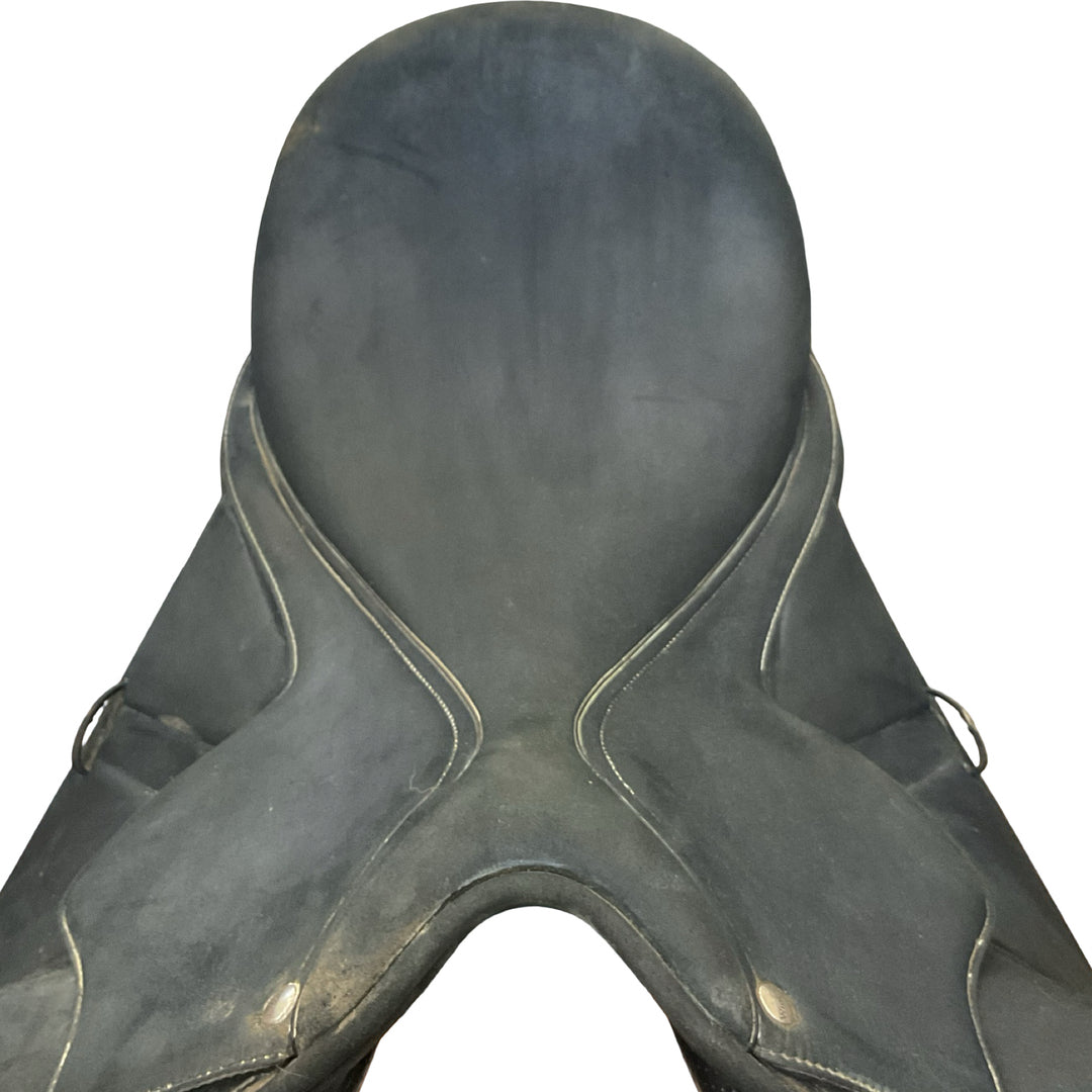 18" Wintec Isabell Adjustable Used Dressage Saddle
