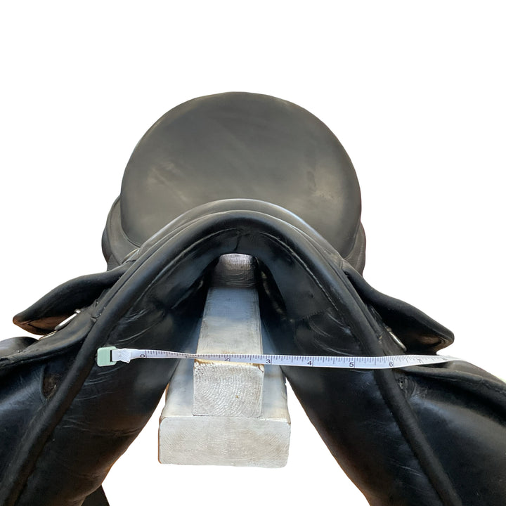 17" Hulsebos Narrow Used Dressage Saddle