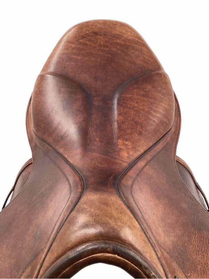 17.5" Stubben Zaria used close contact saddle B
