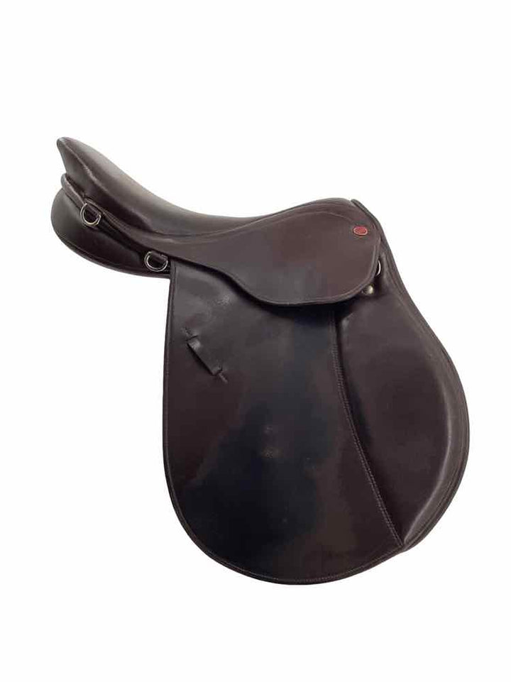16.5" Courbette used close contact saddle