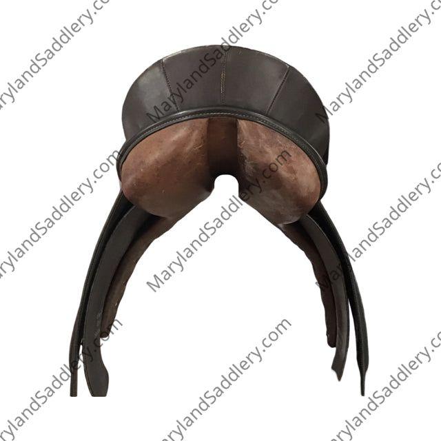 17" Crosby Corinthian Medium Narrow Tree Used Dressage Saddle - C