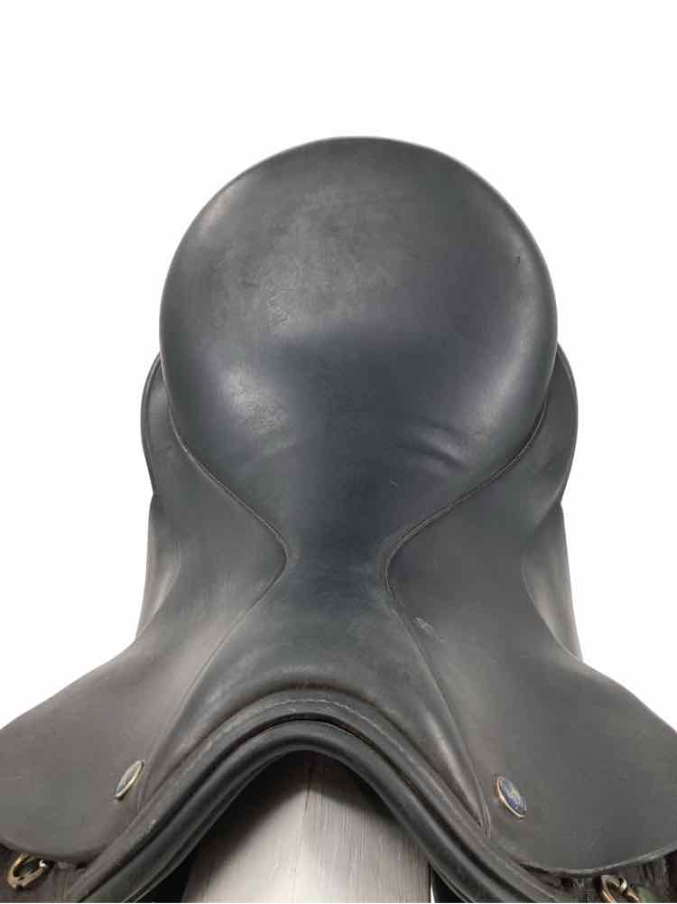 17.5" Hulsebos used dressage saddle B