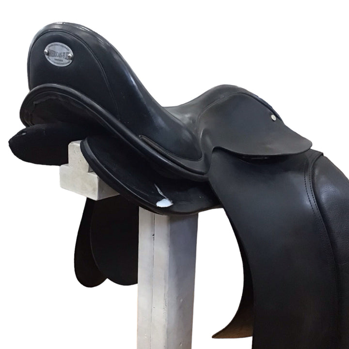 18" American Flex Adjustable Dressage Style Endurance Saddle - H