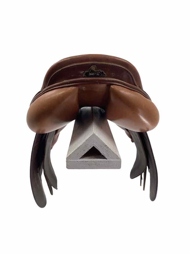 17" Pessoa used close contact saddle