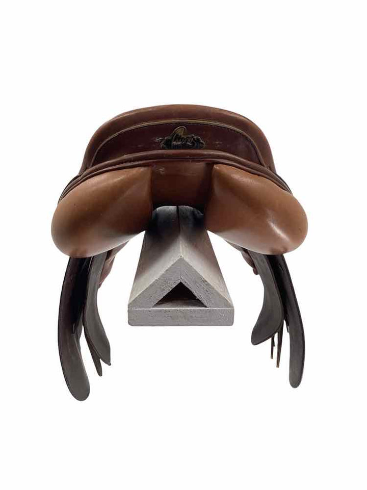 17" Pessoa used close contact saddle