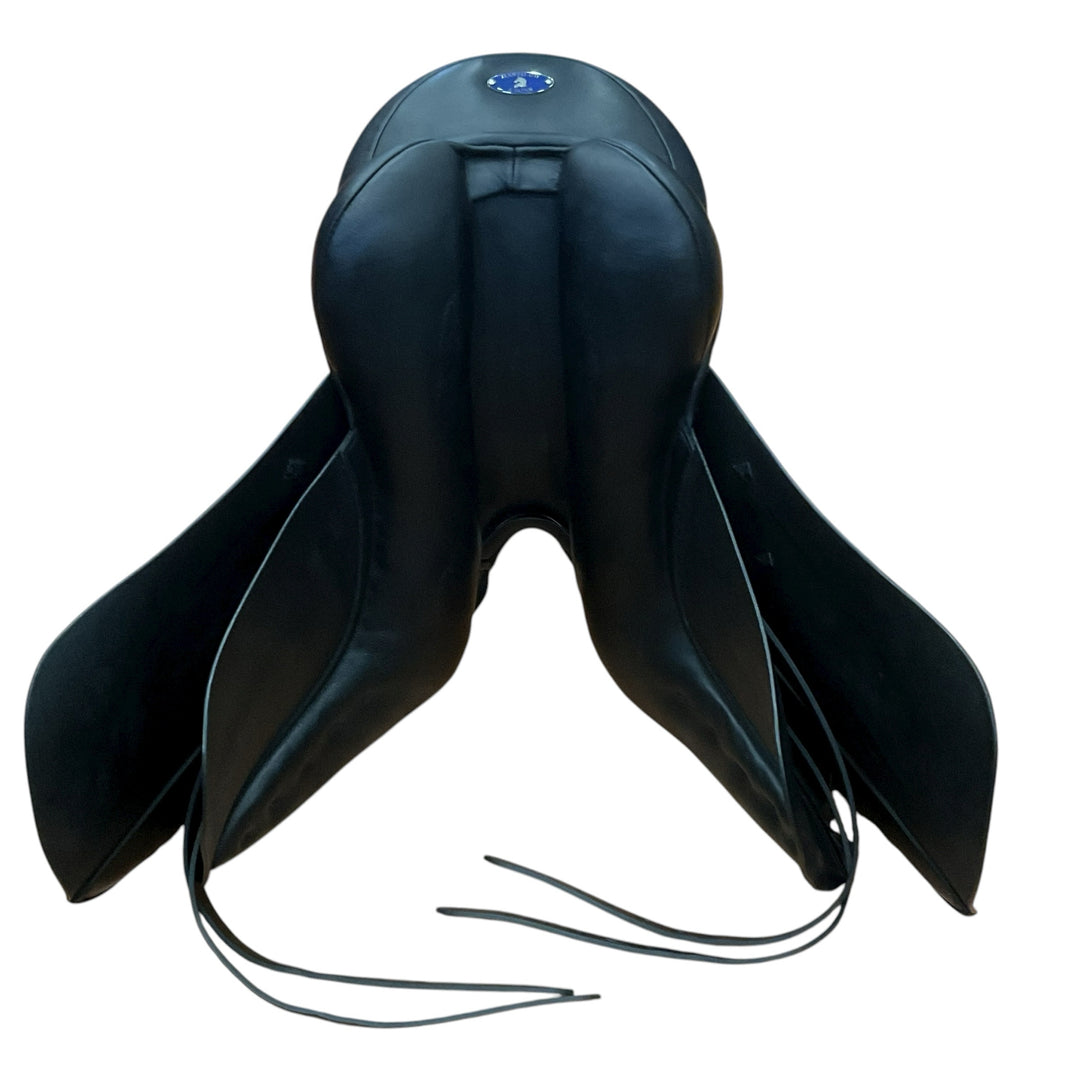 18" Hastilow & Sons Bentley Adjustable Demo Condition Dressage Saddle - H