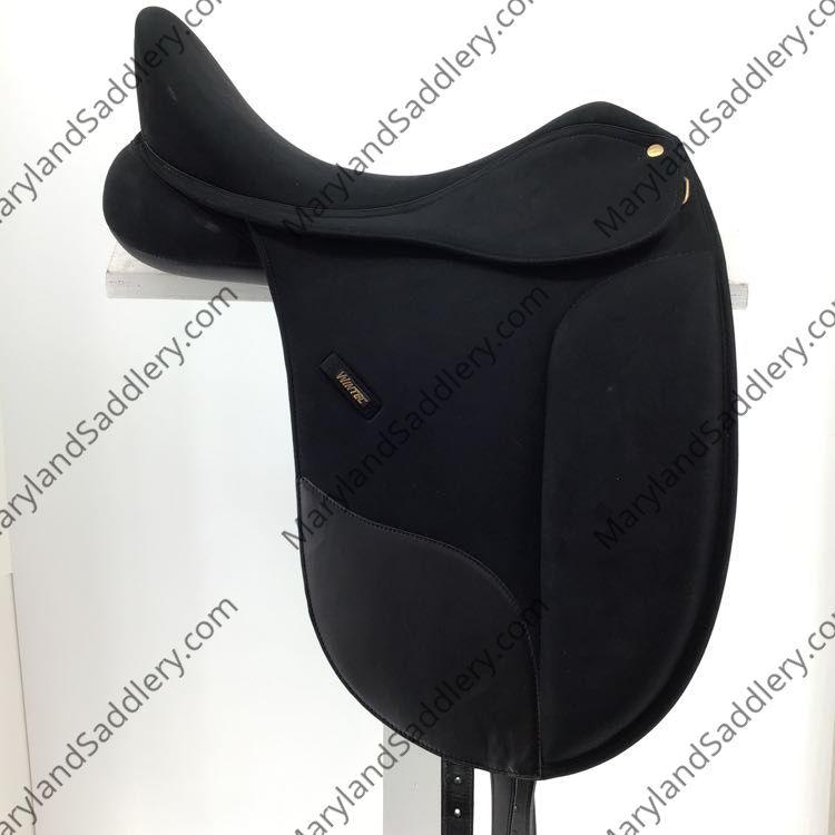 17.5" Wintec Isabell new dressage saddle Adjustable tree B