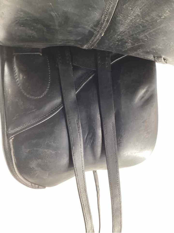 18" Stubben used dressage saddle