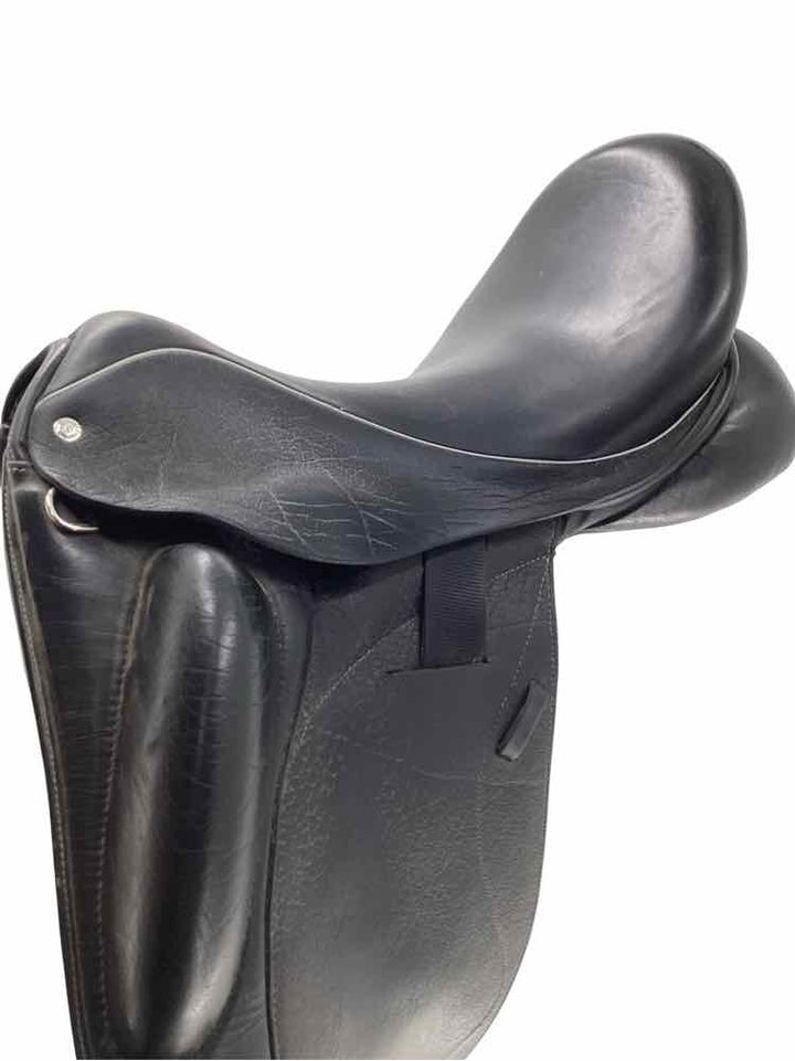 17.5" Custom Saddlery Wolfgang Solo used dressage saddle